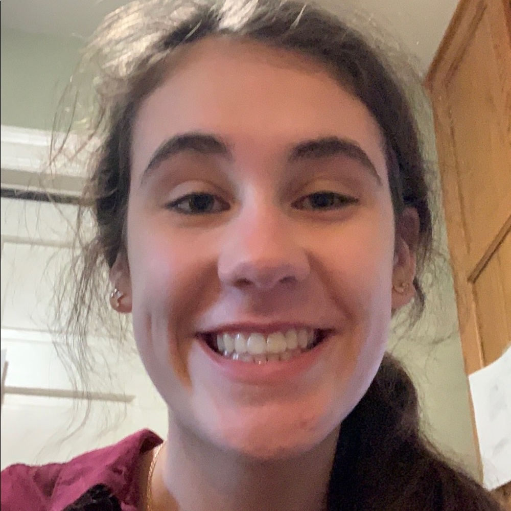 Meet your Posher, Emily